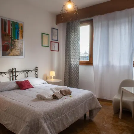 Amici Miei Guest house 3*